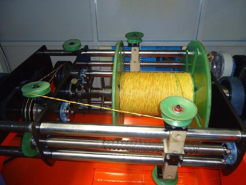 Hanging Framed Type Core Wire Single Twisting Machine - 副本